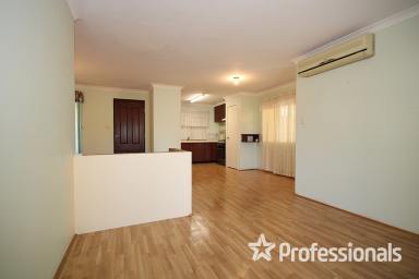 House Sold - WA - Australind - 6233 - UNDER CONTRACT  (Image 2)