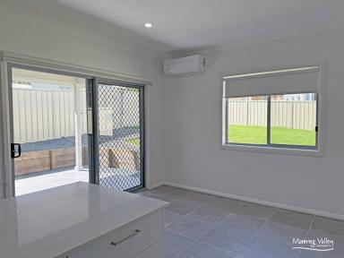 Duplex/Semi-detached Sold - NSW - Taree - 2430 - Duplex Pair – Buy One or Both  (Image 2)
