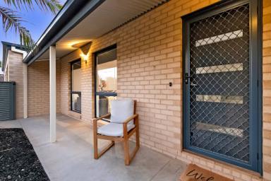 House For Sale - VIC - Mildura - 3500 - Contemporary Elegance & Outstanding Lifestyle  (Image 2)