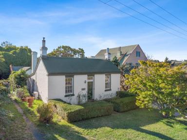House For Sale - TAS - Deloraine - 7304 - CHARM PERSONIFIED  (Image 2)