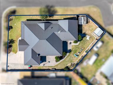 House For Sale - TAS - Newnham - 7248 - When size does matter!  (Image 2)