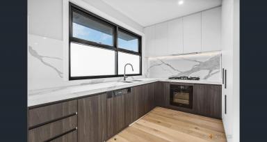 Unit Leased - VIC - Mentone - 3194 - MODERN TOWNHOUSE | CENTRAL MENTONE | SECURE COURTYARD  (Image 2)