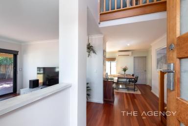 House For Sale - WA - Hillarys - 6025 - Bask in Light, Live in Style!  (Image 2)