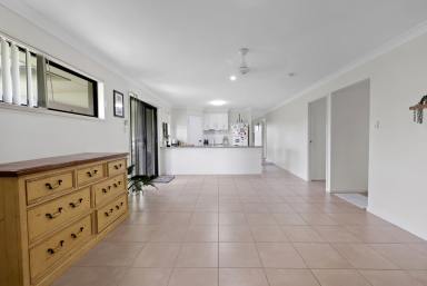 House For Sale - QLD - Mirani - 4754 - MODERN HOME, CORNER BLOCK, ROOM TO MOVE  (Image 2)