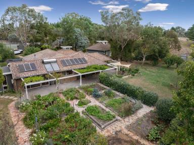 House For Sale - NSW - Murrumbateman - 2582 - Glen Yattah - 'Gentle Place of Waters'  (Image 2)