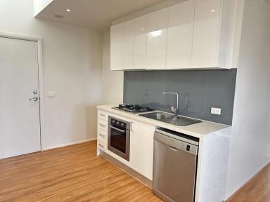 Apartment Leased - VIC - Maribyrnong - 3032 - UNDER APPLICATION - NO FURTHER INSPECTIONS  (Image 2)
