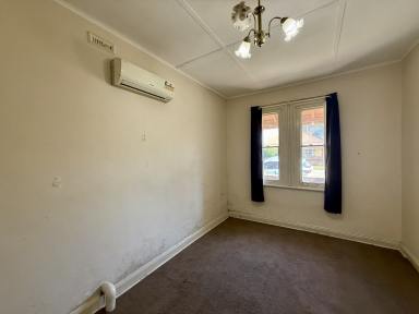 House Leased - NSW - Lithgow - 2790 - 3 Bedroom home in CBD  (Image 2)