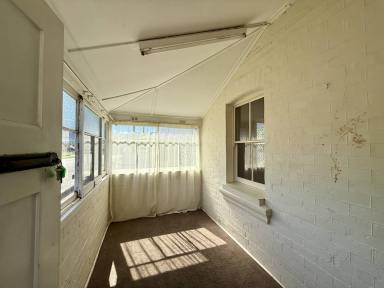 House Leased - NSW - Lithgow - 2790 - 3 Bedroom home in CBD  (Image 2)