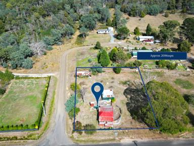 House For Sale - TAS - Beaconsfield - 7270 - Investor & Developer Opportunity  (Image 2)