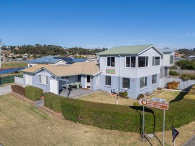 House For Sale - TAS - West Ulverstone - 7315 - Your Coastal Dream Awaits!  (Image 2)
