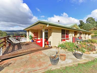 House For Sale - TAS - Lachlan - 7140 - Brick Beauty with Space to Grow - 3 Bedrooms on 5 Acres  (Image 2)