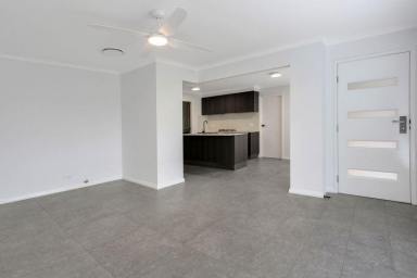 House Leased - NSW - Cranebrook - 2749 - Fully Renovated 3 bedroom house with ducted Air Conditioning  (Image 2)