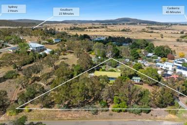 House For Sale - NSW - Collector - 2581 - "Charming and Sophisticated, Modern Brick Home with Breathtaking Rural Views"  (Image 2)
