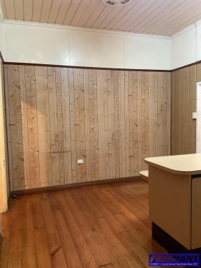 Unit For Lease - QLD - Nanango - 4615 - This Charming 1 Bedroom Unit is situated in a Fantastic Location!  (Image 2)