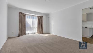 Townhouse Sold - VIC - Echuca - 3564 - Enjoy Absolute Central Echuca Living  (Image 2)