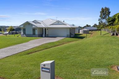 House For Sale - QLD - Chatsworth - 4570 - Immaculate 3 year old Family Home on over an Acre.  (Image 2)