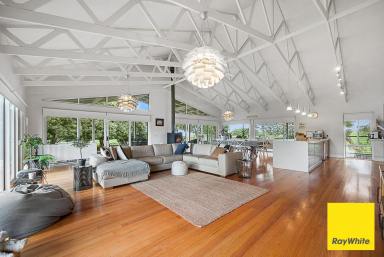 House For Sale - VIC - Toora - 3962 - Luxurious family home just out of town you have to see to believe  (Image 2)