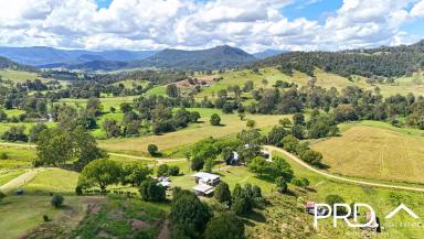 Lifestyle For Sale - NSW - Kyogle - 2474 - Charming Farmhouse on 5  Acres with Stunning  Views  (Image 2)