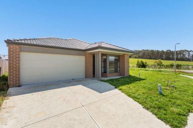 House For Sale - VIC - Foster - 3960 - Brand new home right on the Gippsland Rail Trail  (Image 2)