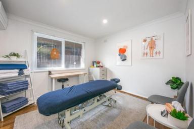 Medical/Consulting Leased - VIC - Melton - 3337 - Prime Fully Fitted Clinic for Lease Heart of Melton  (Image 2)