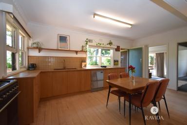 House Leased - VIC - Stanley - 3747 - CHARMING COUNTRY COTTAGE  (Image 2)