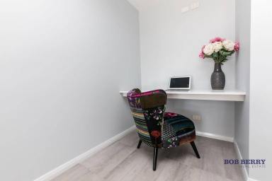 House Leased - NSW - Dubbo - 2830 - FURNISHED Executive Style Home in Macquarie View  (Image 2)