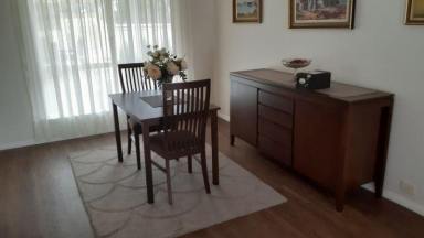 House For Sale - SA - Murray Bridge - 5253 - GREAT HOUSE IN A GREAT LOCATION  (Image 2)