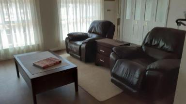 House For Sale - SA - Murray Bridge - 5253 - GREAT HOUSE IN A GREAT LOCATION  (Image 2)