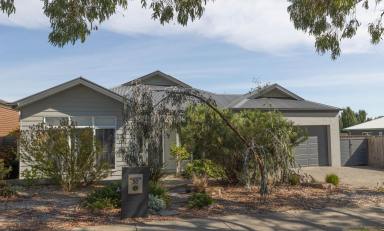 House For Sale - VIC - Cowes - 3922 - Family Oasis Awaits in Beautiful Cowes.  (Image 2)