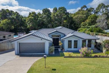 House For Sale - QLD - Cooroy - 4563 - Dream Family Oasis - Entertaining and Poolside Living  (Image 2)