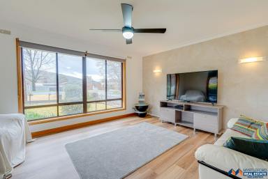 House For Sale - VIC - Myrtleford - 3737 - 3 Bedroom 2 Bathroom in Central Location (Image 2)