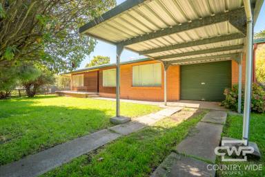 House For Sale - NSW - Glen Innes - 2370 - Well Positioned Three Bedroom Home  (Image 2)
