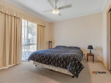 House Sold - VIC - Echuca - 3564 - Stylish, Spacious & Superbly Located – Own-Title Townhouse Living at Its Best  (Image 2)