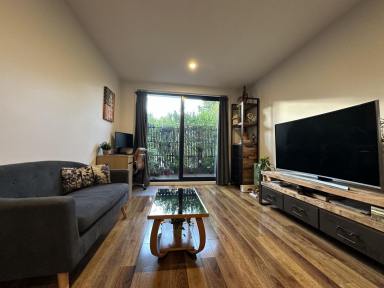 Unit For Sale - VIC - Kensington - 3031 - Stylish Ground Floor Living in the Heart of Kensington  (Image 2)