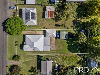 House For Sale - NSW - Kyogle - 2474 - Spacious Home on Big Block  (Image 2)