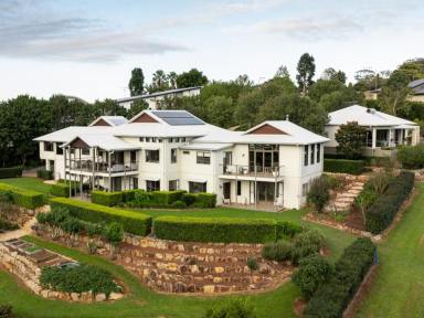 House For Sale - QLD - Mount Kynoch - 4350 - Experience the Epitome of Escarpment Luxury Living  (Image 2)