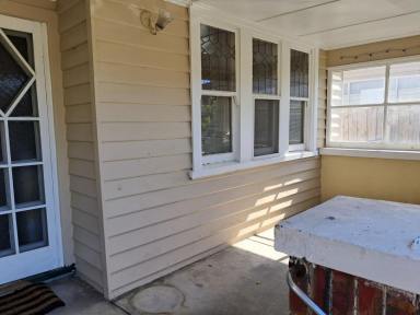 House For Sale - VIC - Ballarat Central - 3350 - Californian Bungalow Close to the CBD of Ballarat  (Image 2)