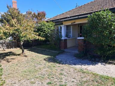 House For Sale - VIC - Ballarat Central - 3350 - Californian Bungalow Close to the CBD of Ballarat  (Image 2)