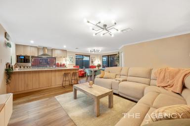House For Sale - WA - Treeby - 6164 - WOW A Granny Flat And A Pool!!  (Image 2)
