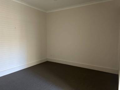 Unit Leased - NSW - Albury - 2640 - Affordable and Convenient Living in Albury!  (Image 2)