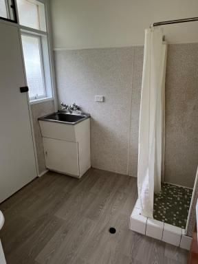 Unit For Lease - NSW - Goulburn - 2580 - 1 BEDROOM UNIT - CLOSE TO CBD  (Image 2)