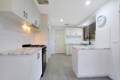 House For Sale - NSW - Thurgoona - 2640 - Perfect Family Home in Thurgoona  (Image 2)