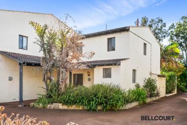 Townhouse For Sale - WA - Como - 6152 - LOW MAINTENANCE LIFESTYLE LIVING  (Image 2)