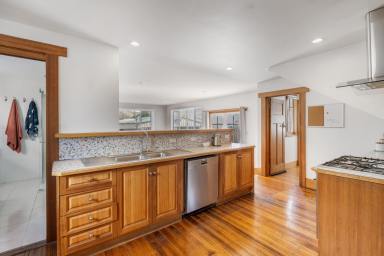 House For Sale - TAS - Moonah - 7009 - Spacious 5-Bedroom Residence in Moonah  (Image 2)