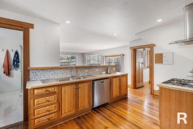 House For Sale - TAS - Moonah - 7009 - Spacious 5-Bedroom Residence in Moonah  (Image 2)