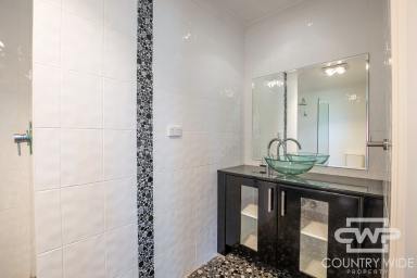House For Sale - NSW - Guyra - 2365 - Location Location Location  (Image 2)