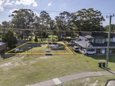 Residential Block For Sale - QLD - Rainbow Beach - 4581 - VACANT LAND I Zoned Local Centre- IDEAL BOUTIQUE RETAIL FACTORIY SITE ?!  (Image 2)