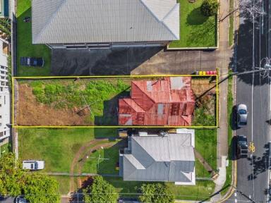 House For Sale - QLD - Ascot - 4007 - Renovator’s Dream with Council Approval in Blue-Chip Ascot Endless Potential Awaits  (Image 2)