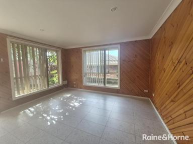 House For Lease - NSW - Worrigee - 2540 - Charming 3 Bedroom Villa  (Image 2)