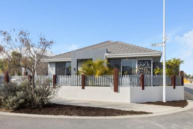 House For Sale - WA - Alkimos - 6038 - Coastal Living  (Image 2)